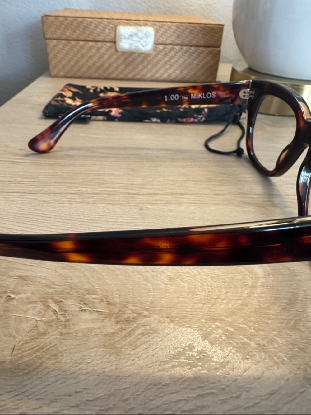 Caddis Classic Tortoiseshell Women's Square Glasses - Picture 3 of 3